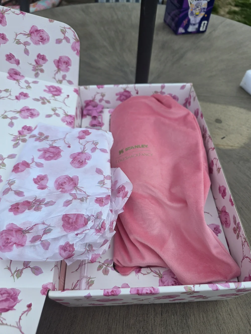 AUTHENTIC LSF+STANLEY 40OZ RIBBON ROSA - Picture 3 of 5